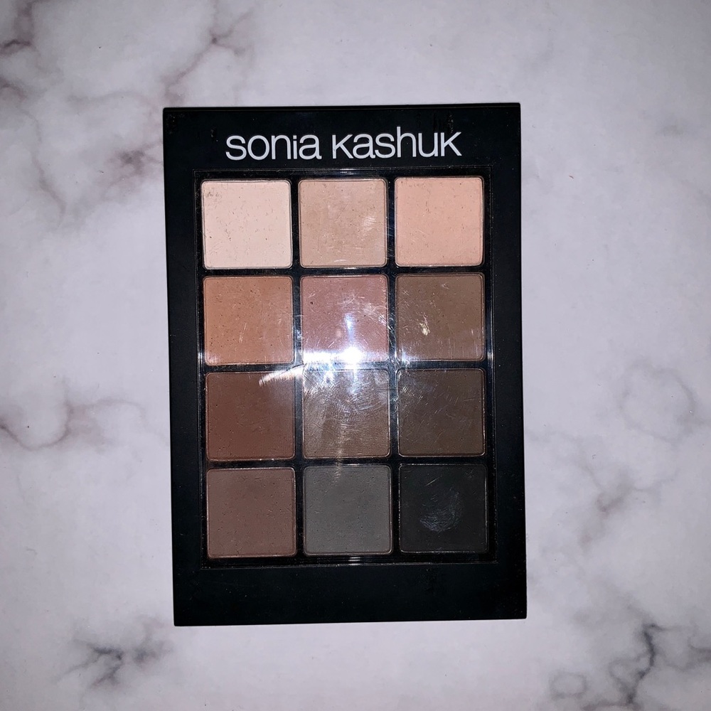 Eyes on Neutral Eyeshadow Palette